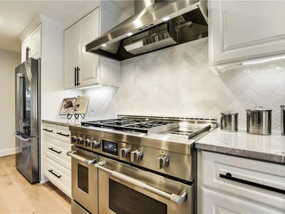 Photo 4 of 40 at 4210 Endcliffe DR - 4 bed 3 bath home