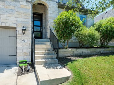 Property photo 4 at 4221 Mercer RD - 4 bed 3 bath home