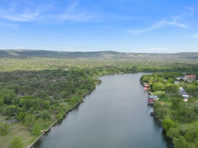Living area at 4225-4400 Lone Oak DR - Estates On The River, Burnet, TX