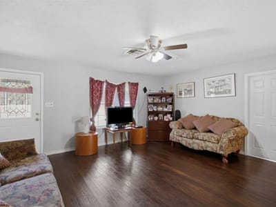Bathroom at 423 Fm 1441 - 4 bed 2 bath home