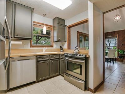 Kitchen at 424 Bedford DR - 3 bed 2 bath home