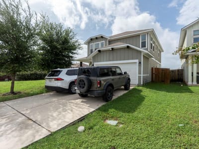 Property photo 2 at 424 Wapiti RD - 4 bed 2 bath home