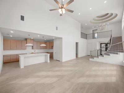 Property photo 4 at 425 Buckaroo DR - 4 bed 3 bath home
