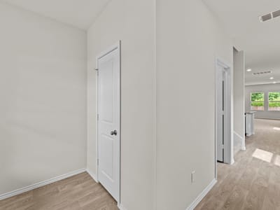 Living area at 426 Gallaher Bnd - 4 bed 2 bath home