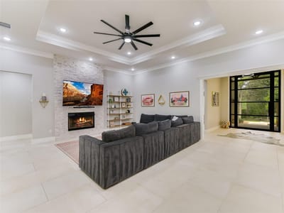 Primary bedroom at 427 State Highway 304 - 4 bed 3 bath home