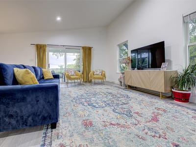 Living area at 428 Seawind St - 4 bed 3 bath home