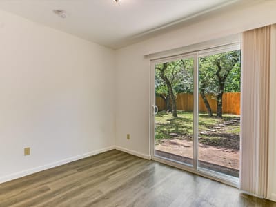 Bathroom at 430 Chisholm Valley DR - Chisholm Valley Sec 01, Round Rock, TX