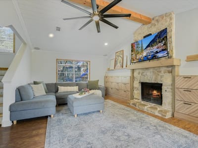 Property photo 5 at 4302 Manzanillo DR - 3 bed 2 bath home