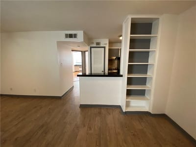 Property photo 4 at 4306 Avenue A Unit #113 - 2 bed 1 bath home