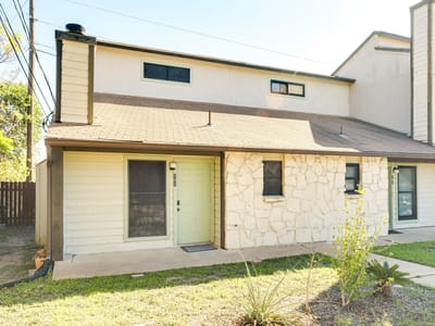 Living area at 4307 1st St S Unit #101 - 2 bed 2 bath home
