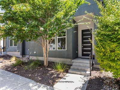 Property photo 2 at 4313 Attra ST - 3 bed 3 bath home