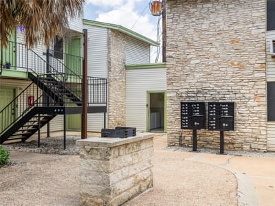 Photo 2 of 18 at 4314 Gillis ST - Austin, Austin, TX