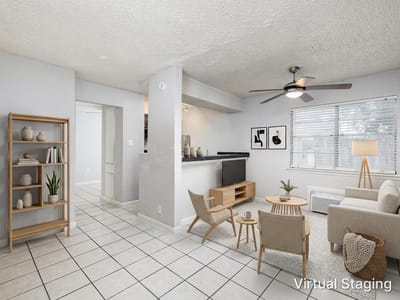 Photo 5 of 18 at 4314 Gillis ST - Austin, Austin, TX