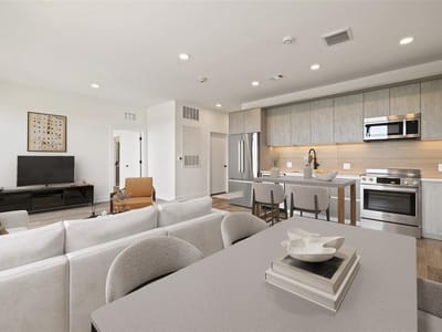 Property photo 3 at 4315 S Congress Ave Unit #332 - 2 bed 2 bath home