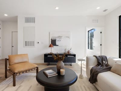 Property photo 4 at 4315 S Congress Ave Unit #411 - 2 bed 2 bath home