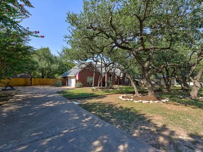 Property photo 3 at 4319 Miramar DR - 4 bed 2 bath home