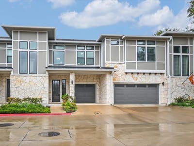 Photo 3 - 4323 Spicewood Springs RD Unit #10 Photo 3 of 22 at 4323 Spicewood Springs RD Unit #10 - 2 bed 2 bath home