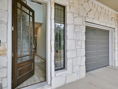 Photo 5 - 4323 Spicewood Springs RD Unit #10 Photo 5 of 22 at 4323 Spicewood Springs RD Unit #10 - 2 bed 2 bath home