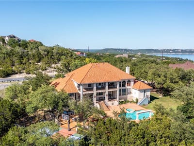 Property photo 4 at 4325 Lago Viento - 5 bed 4 bath home