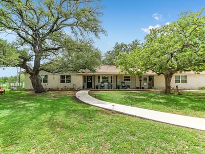 Living area at 433 Paseo De Vaca - 4 bed 2 bath home