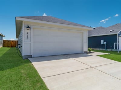 Primary bedroom at 433 Sandringham Loop - 3 bed 2 bath home