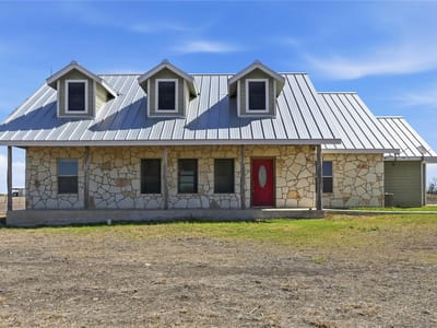 Property photo 2 at 4355 SE River RD - 3 bed 2 bath home