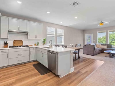 Primary bedroom at 436 Sawtooth Mountain WAY - 5 bed 2 bath home