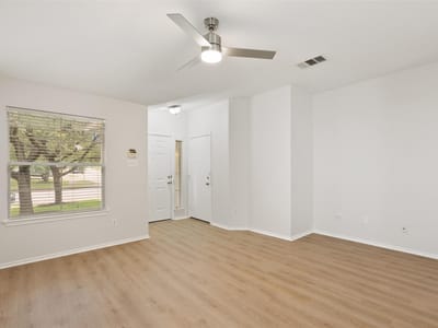 Bathroom at 437 Sweet Leaf Ln - 3 bed 2 bath home