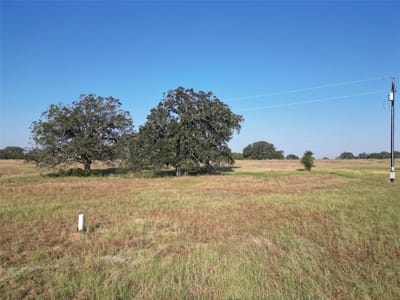 Living area at 439 Arrow Ln - Whisper Meadows, Luling, TX
