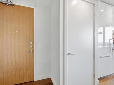 Photo 5 of 38 at 44 East Ave Unit #1811 - 1 bed 1 bath home