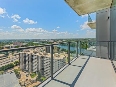 Living area at 44 East Ave Unit #2108 - 2 bed 2 bath home