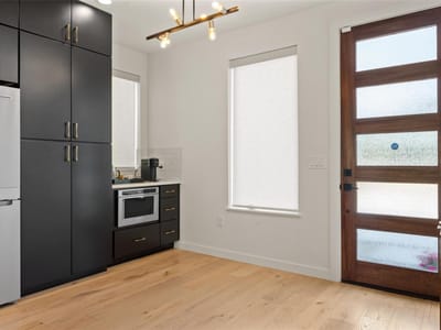 Bathroom at 4404 Mount Vernon DR Unit #B - 3 bed 3 bath home
