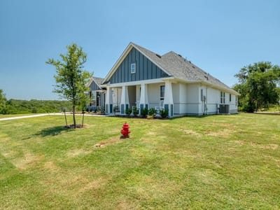 Living area at 441 Double Eagle Ranch Dr - 4 bed 3 bath home