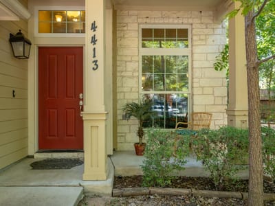 Photo 2 of 34 at 4413 Barrow Ave - 3 bed 2 bath home