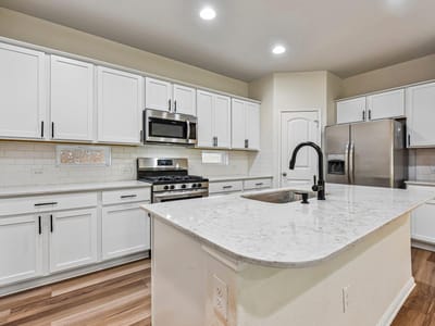 Property photo 2 at 4413 Lobo Landing LN - 3 bed 2 bath home