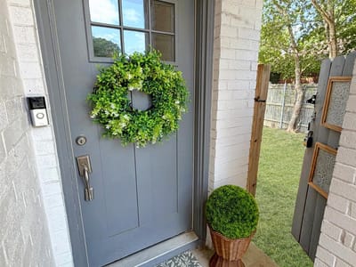 Property photo 3 at 4419 Quicksilver Blvd - 3 bed 2 bath home