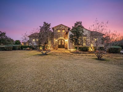 Living area at 444 La Serena Loop - 5 bed 5 bath home