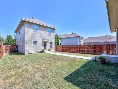 Property photo 4 at 444 S Brook DR - 3 bed 2 bath home