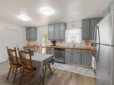 Kitchen at 445 W Vaughan St - 3 bed 2 bath home