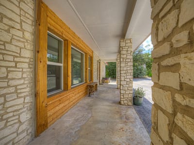 Property photo 3 at 447 Madrona Dr - 2 bed 2 bath home