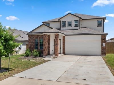 Kitchen at 448 Perfect World LOOP - 4 bed 2 bath home