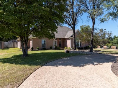 Property photo 3 at 4488 Blue Ridge DR - 4 bed 3 bath home