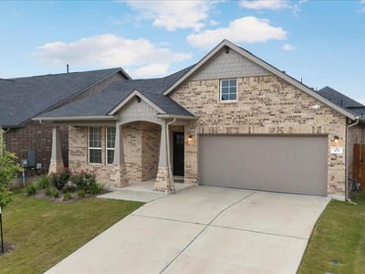 Property photo 3 at 450 Durian LOOP - 4 bed 3 bath home