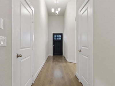 Property photo 5 at 450 Durian LOOP - 4 bed 3 bath home