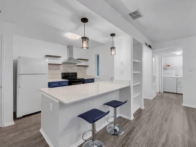 Living area - 4500 E Oltorf St Unit #D410 Living area at 4500 E Oltorf St Unit #D410 - 2 bed 2 bath home
