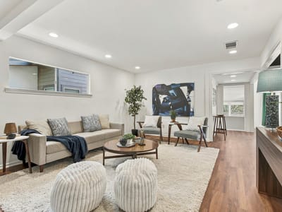 Property photo 5 at 4501 Oakmont BLVD - 4 bed 2 bath home