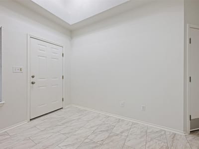 Photo 3 - 4501 Whispering Valley DR Unit #31 Photo 3 of 40 at 4501 Whispering Valley DR Unit #31 - 2 bed 2 bath home