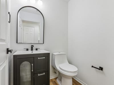 Property photo 5 at 4504 Lyra CIR - 3 bed 2 bath home