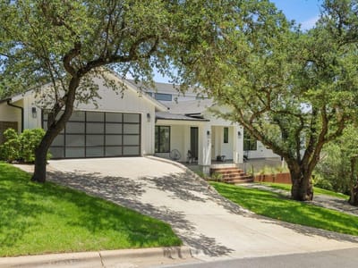 Property photo 2 at 4504 Small DR - 4 bed 3 bath home