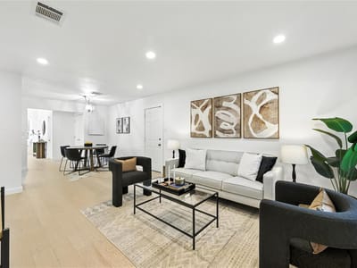 Property photo 3 at 4508 Chiappero Trl - 3 bed 3 bath home